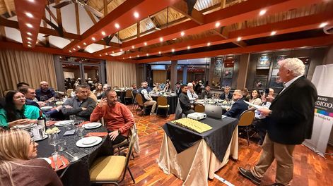 Todos los que participaron de la cena empresarial que brindó el Banco Credicoop en San Juan Todos los que participaron de la cena empresarial que brindó el Banco Credicoop en San Juan