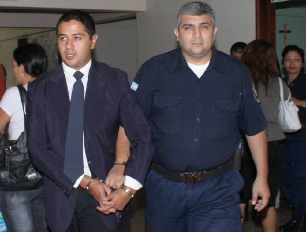 Juzgan a un policía acusado de ser violador