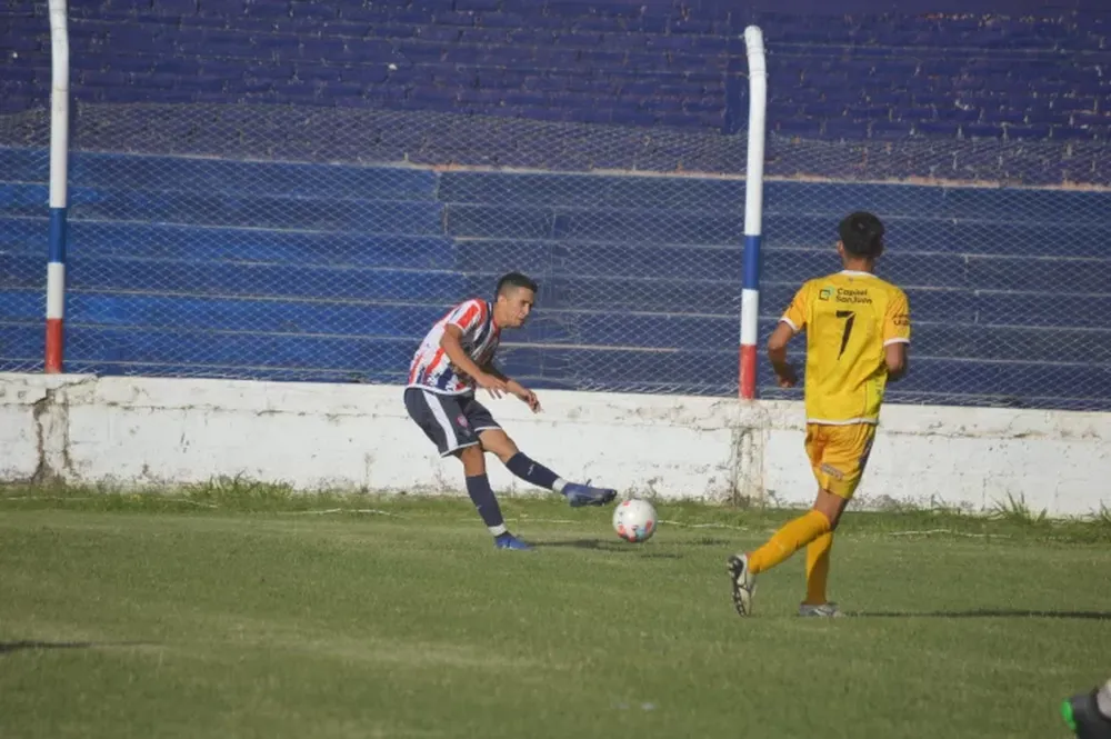 Entre sábado y domingo se juega la séptima fecha del fútbol local