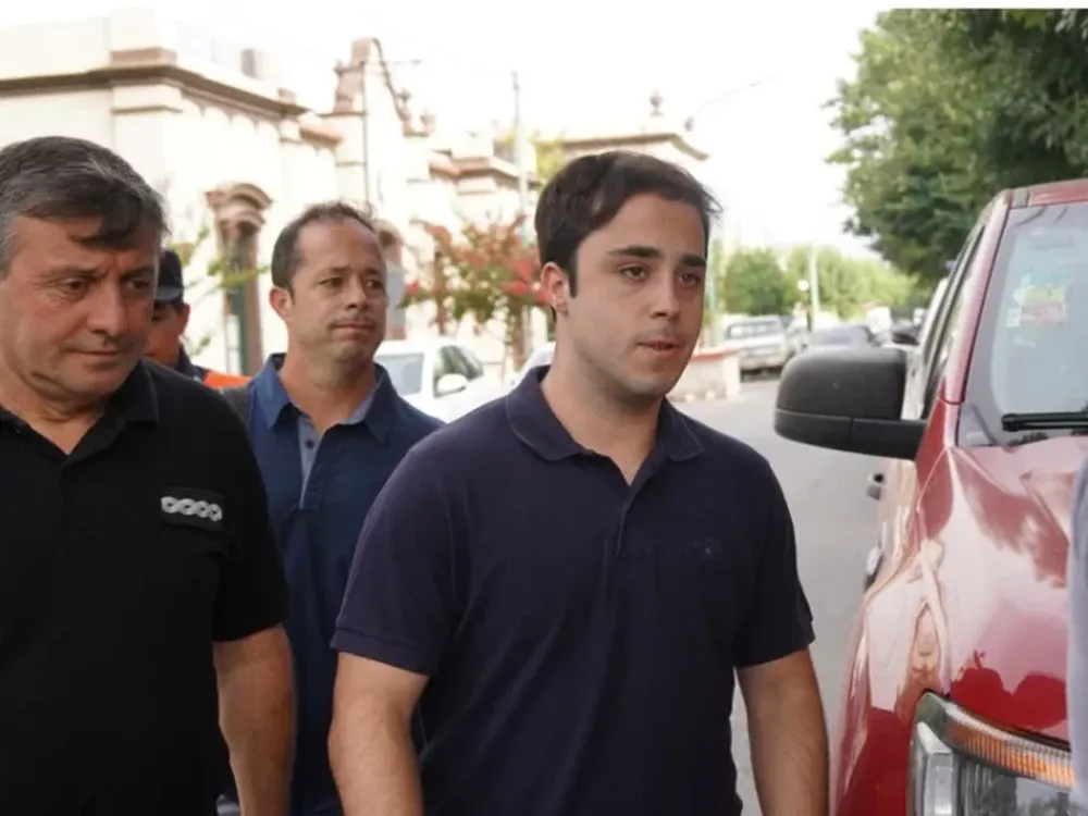 “Justicia por Fernando”, la frase Guarino, sobreseído de la causa, al llegar a declarar