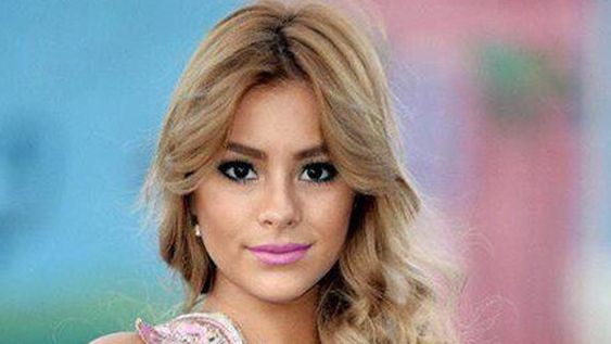 Miss Spring, con un costado solidario