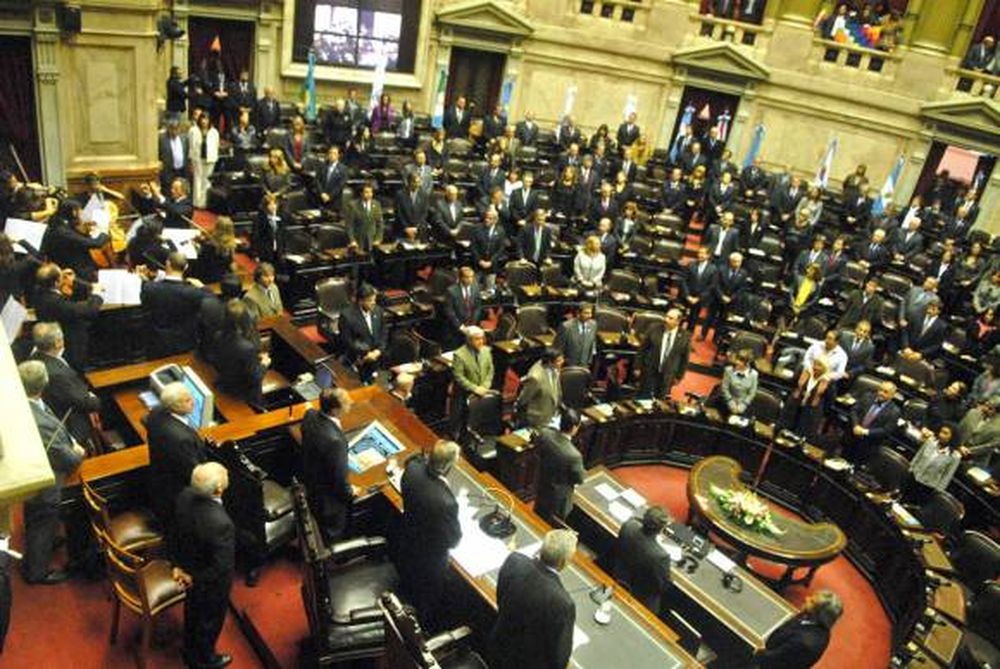 Prometen quórum para debatir por el 82% móvil