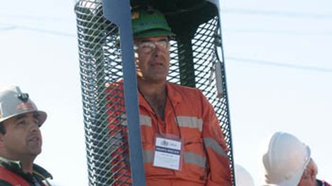 Difunden cómo será el rescate de los mineros atrapados