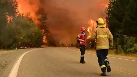 Aunque apagaron 22 focos, el fuego sigue activo en Chubut y ya afectó casi 12 mil hectáreas