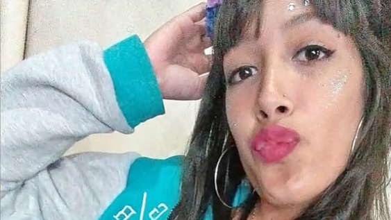 Atacaron con ácido a una joven de 25 años en la puerta de sucasa y está grave.
