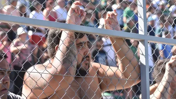 El dolor de los hinchas por el descenso de San Martín, en fotos