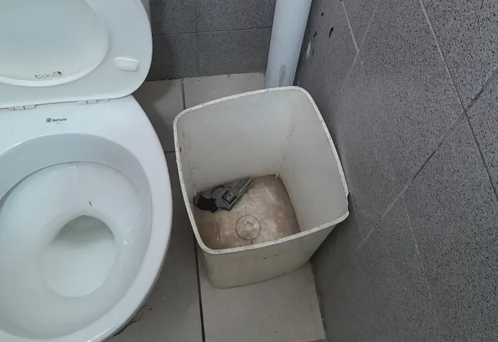 Encontraron un arma de fuego en un paseo de compras del microcentro sanjuanino