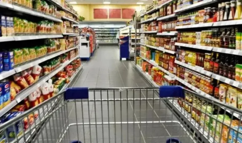 El consumo en supermercados tuvo en noviembre su peor caída desde 2023