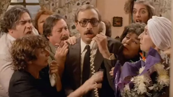 Luis Brandoni marcó un antes y un después en el cine argentino. Uno de sus grandes éxitos fue en Esperando la carroza.&nbsp;