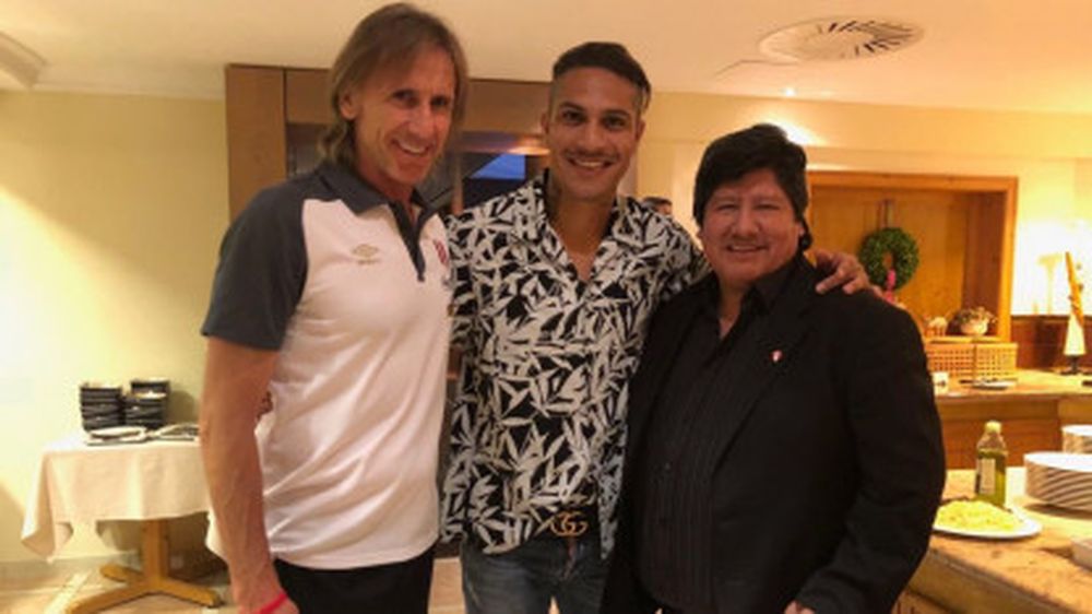 Paolo Guerrero ya está en la concentración de Perú