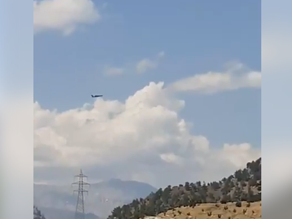 Un avión contra incendios con 8 personas a bordo cayó en Turquía