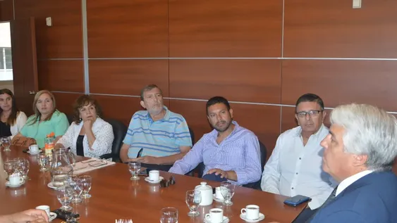 Impulsan acuerdos con comerciantes