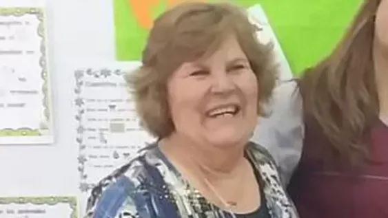 ¿Atacaron a una jubilada y provocaron su muerte para robarle cuando iba en su moto?