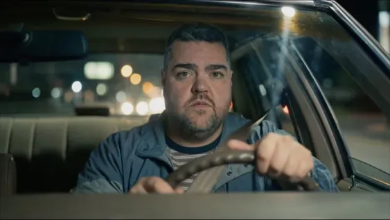 Darío Barassi y la divertida promó ochentosa que marca el regreso de “Ahora caigo”