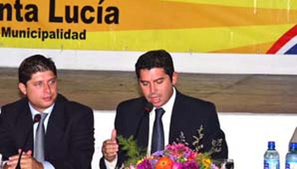 Orrego hizo un reconocimiento al Papa y anunció  obras