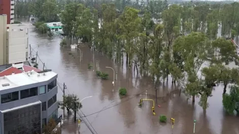 Bullrich y Petri viajan a Bahía Blanca por el trágico temporal: hay seis muertos y más de mil evacuados