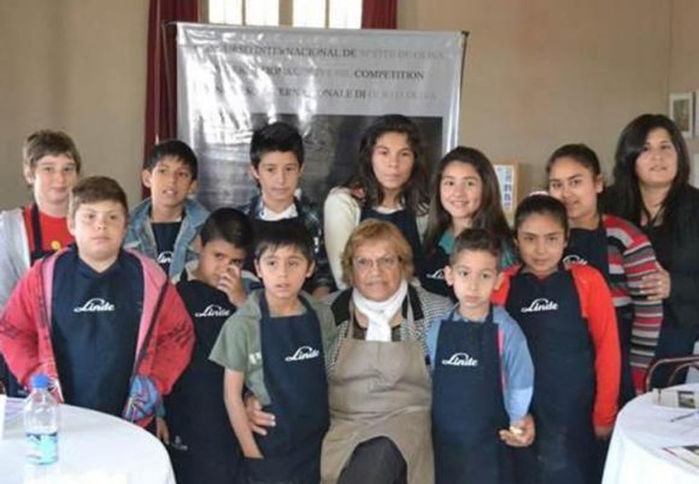 Aceite de oliva local conquistó a niños