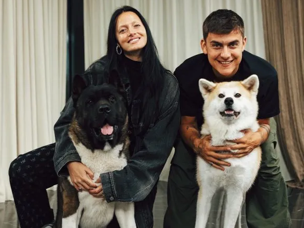Los Sabatini-Dybala contrataron una nutricionista para sus perros