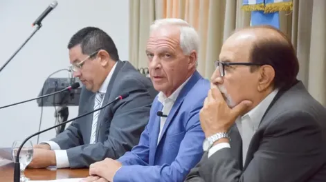 Rubén García con Juan Carlos Salvadó a la derecha.-