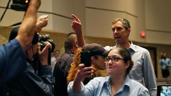 El atacante de la escuela había anunciado la masacre en la web