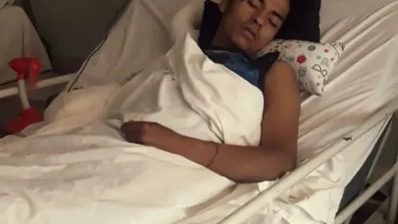 Un accidente lo dejó en una cama y pide ayuda