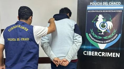 Detuvieron a un hombre que le pedía fotos íntimas a una adolescente y le insistía para verse