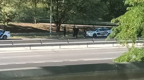 Tensión y persecución policial en plena Circunvalación: detuvieron a cuatro sospechosos tras un presunto intento de robo