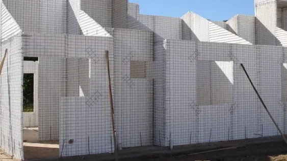 Empresas constructoras impulsan nuevos sistemas para construir casas y edificios