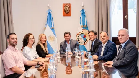 Orrego recibió a las autoridades de Hualilán tras el inicio de operaciones de la mina de oro