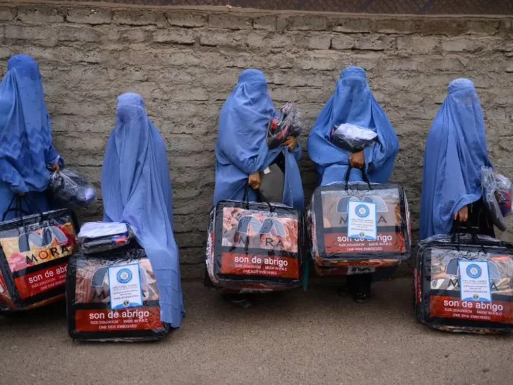 Para las mujeres el velo será obligatorio en Afganistán, pero no el burka