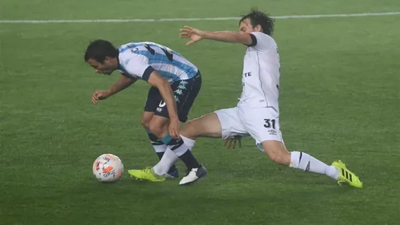 Racing tomó un poco de oxígeno