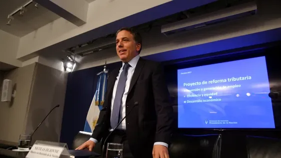 Dujovne dijo que el cambio “será gradual”: aquí, los detalles