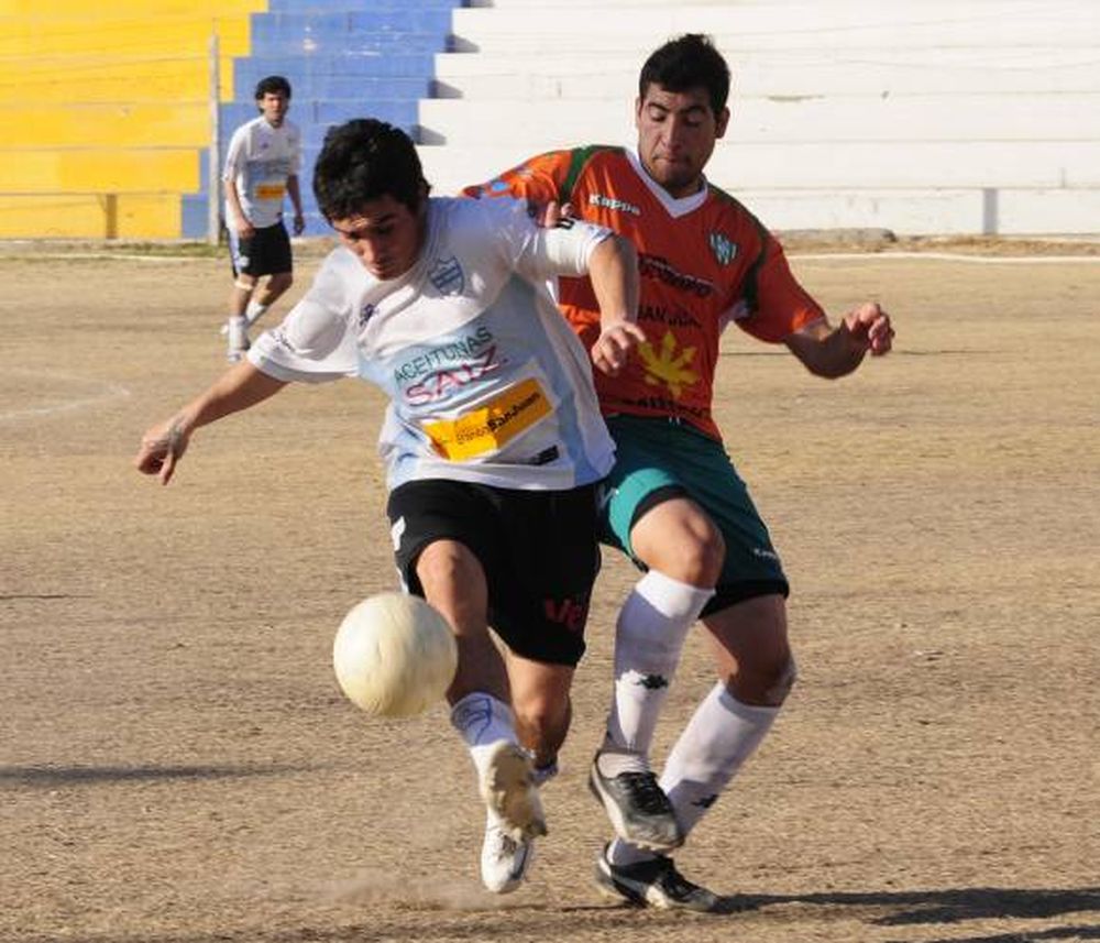 Del Bono cuidaba el punto y pegó al final