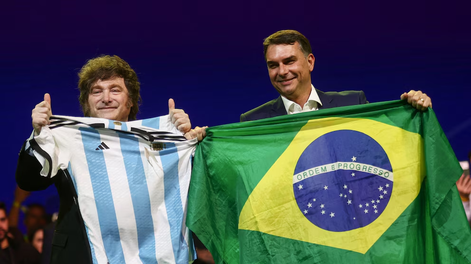 Javier Milei y Flavio Bolsonaro.