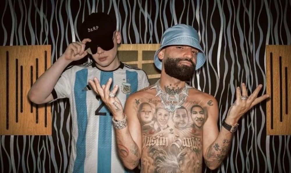 Bizarrap estrenó con Arcángel: una “tiraera” en la que nombra a Shakira y Piqué