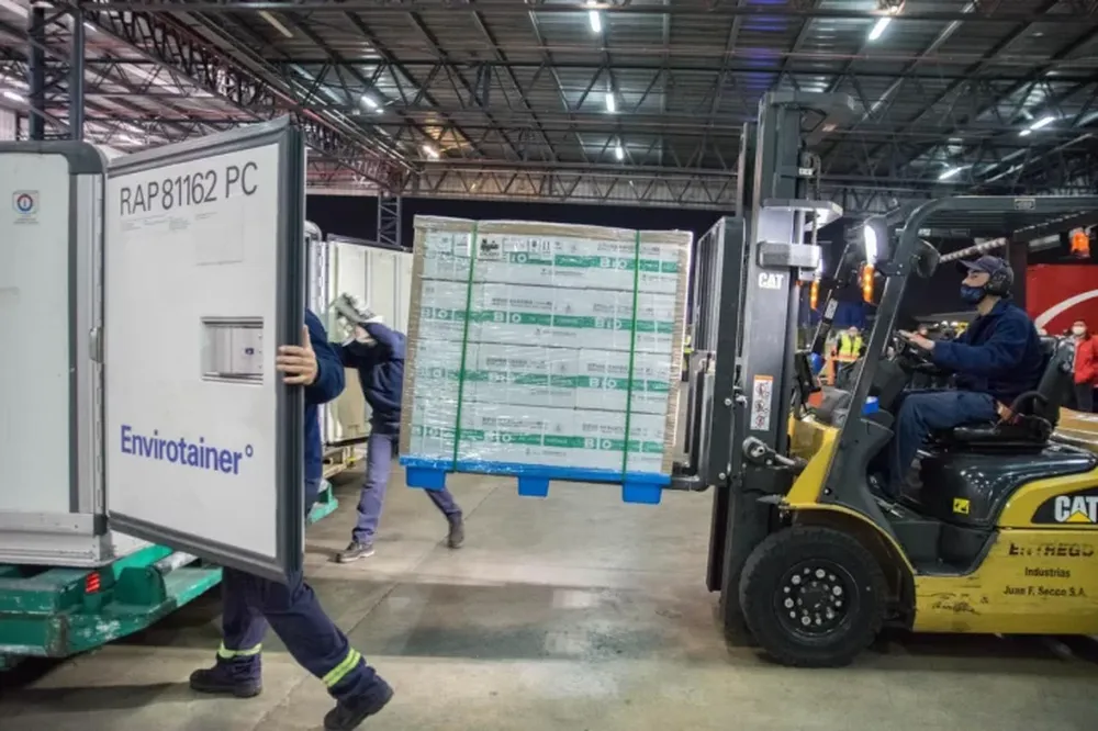 Llegan a San Juan 10.400 segundas dosis de la vacuna china Sinopharm