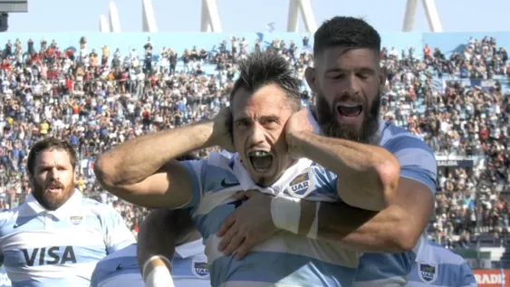 Cheika, con el equipo para los All Blacks