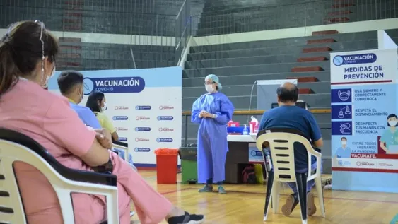La provincia ya vacunó al 68,04% de mayores de 18 años y supera el porcentaje nacional