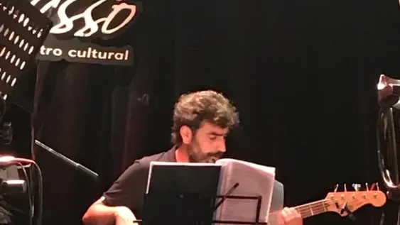 Todo por la música