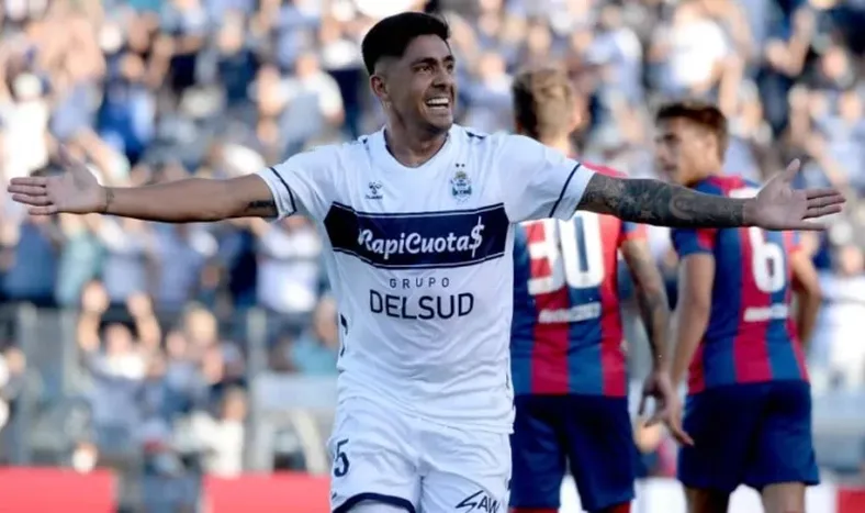 Gimnasia le ganó a San Lorenzo y consiguió su primera victoria en la Copa
