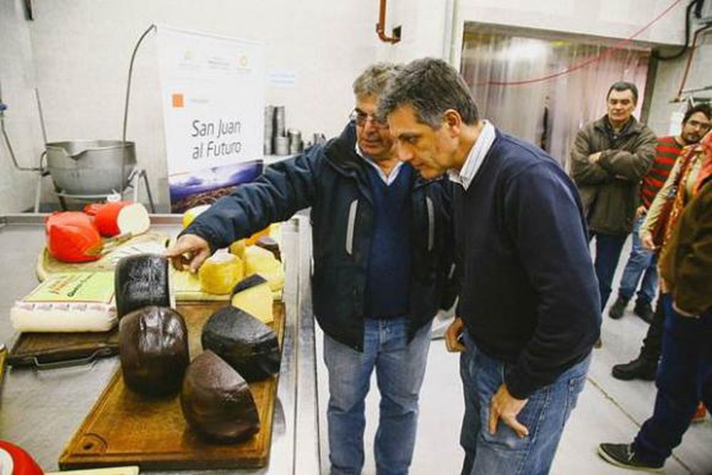 Tamberos locales, beneficiados por el “Programa San Juan al Futuro”