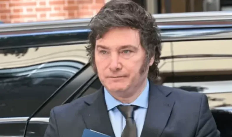 Javier Milei dio marcha atrás con el aumento de sueldo para jerárquicos del Poder Ejecutivo
