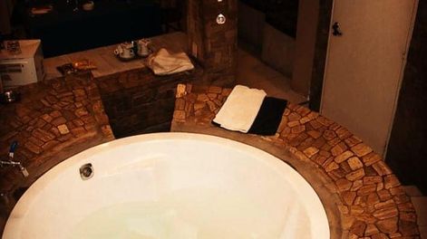 Hombre muere tras descompensarse en un hotel alojamiento