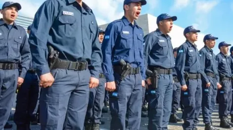 Producción capacitará a policías