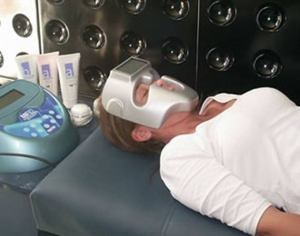 Mafar cumple años con la estética femenina