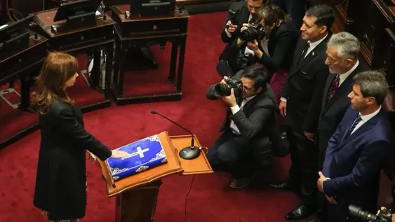 Cristina, la única que juró en soledad