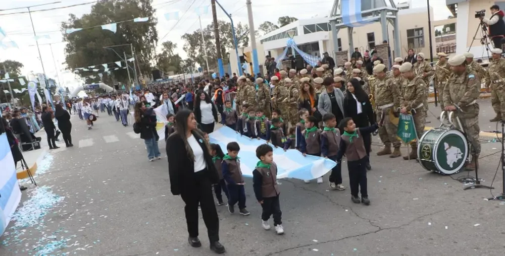 Los niños fueron protagonistas del desfile del Día de la Independencia