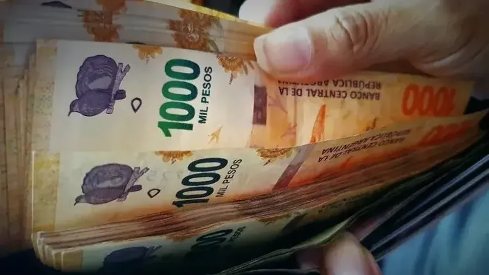 Pago de haberes y Conectividad.