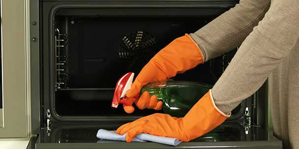 La limpieza de los hornos eléctricos.