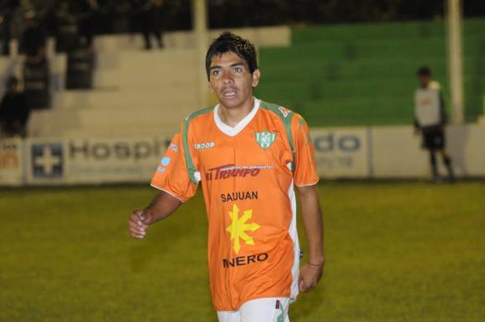 Cristian Pérez llega al Azul de Rawson para aportar sus goles